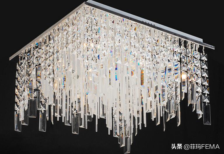 客厅为什么不装水晶吊灯,客厅到底要不要水晶吊灯