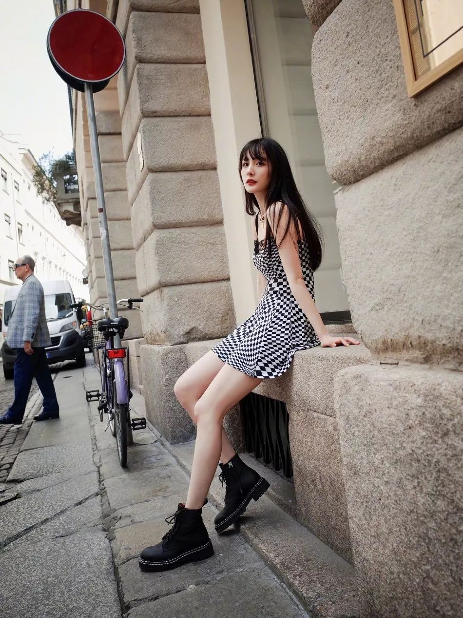 秋冬的裙子这样穿才好看,秋冬怎么穿裙子好看又不冷