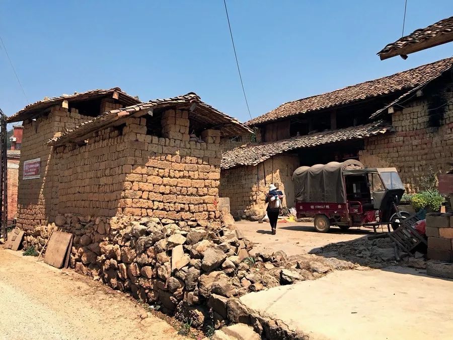 彝族土掌房建筑模型,彝族土掌房特点和功能