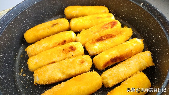 用山药做的小零食小孩都可以做的,山药拉丝饼怎么做好吃