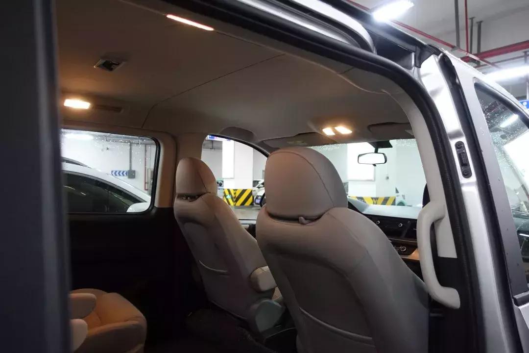 大通g10都有哪些小毛病 (大通g10耐用性如何)