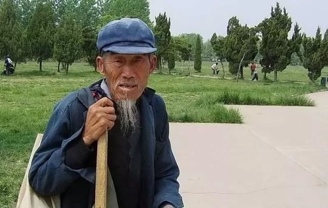 马云教穷人创业文章,马云预测适合穷人创业的八大行业