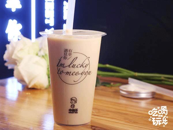 飘香十里的小确茶开启冬日暖心系列！新一轮排队风暴即将开启！