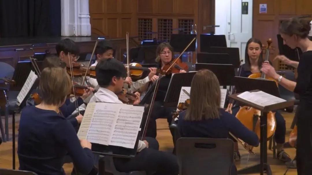 伊顿公学和哈罗公学哪个更好,切尔滕纳姆女子学校排名