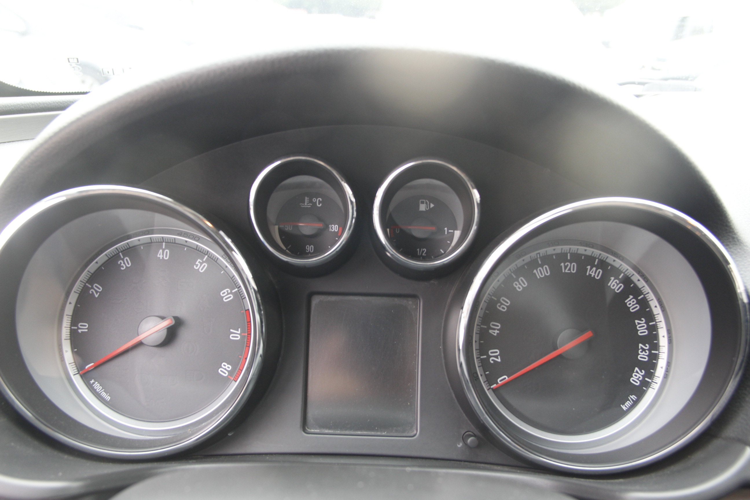 花3w买二手车还是花8w买新车,一万五买了台10年别克君威贵吗