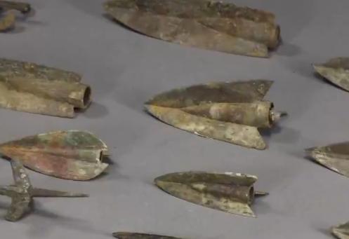 古墓宝藏之谜,墓室之谜完整版