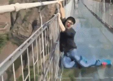 昆明玻璃栈道有哪些,昆明景点之玻璃栈道