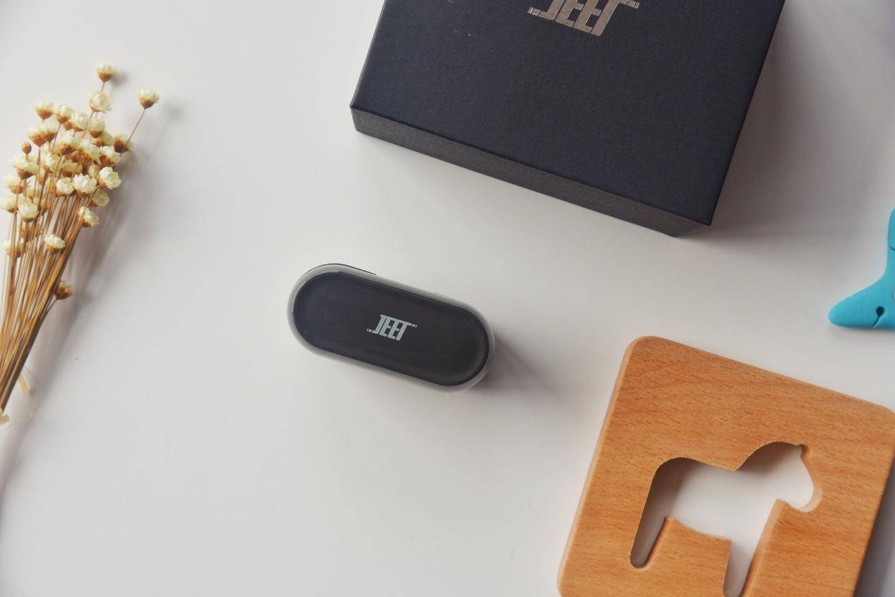 EETAIR的陪伴让你步伐更轻快