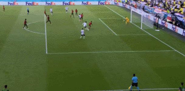 书成大战莺北,足球世界杯c罗葡萄牙