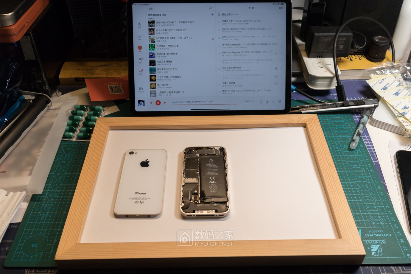 把未拆封的iphone4做成标本,iphone4被做成标本
