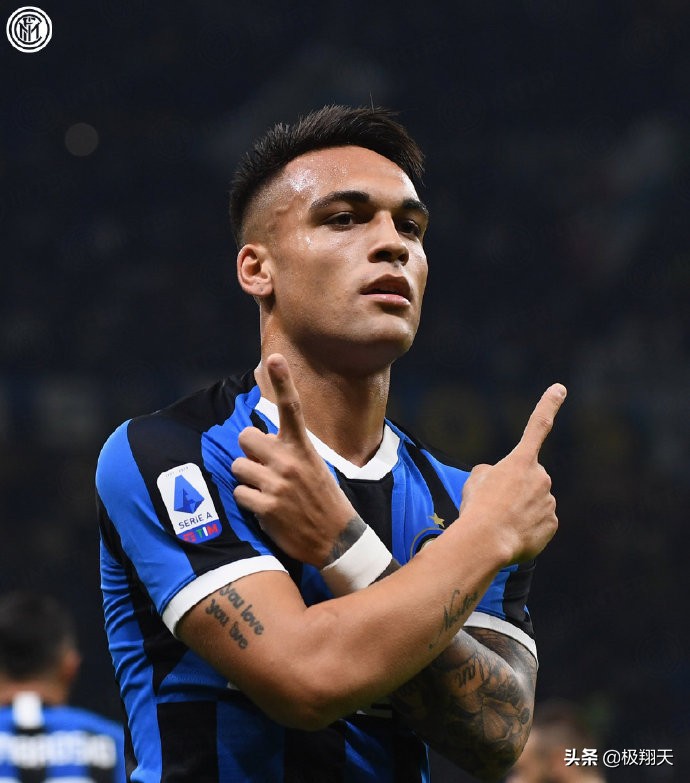 c罗mvp发奖时刻,c罗mvp赛后采访