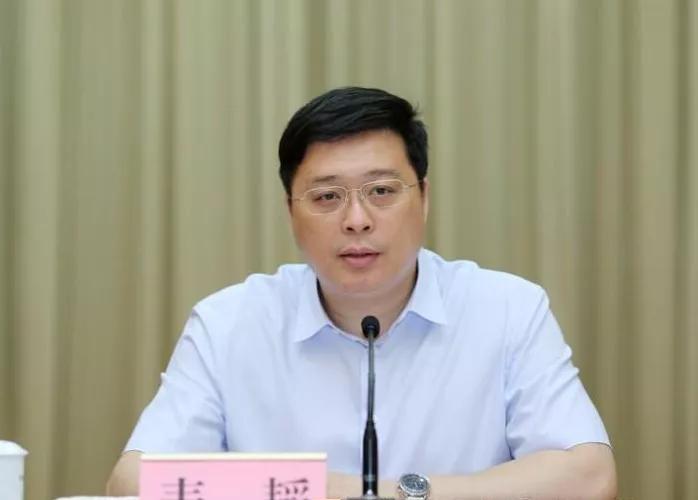 广西壮族自治区正部级领导有哪些,广西有几个在职的部级领导