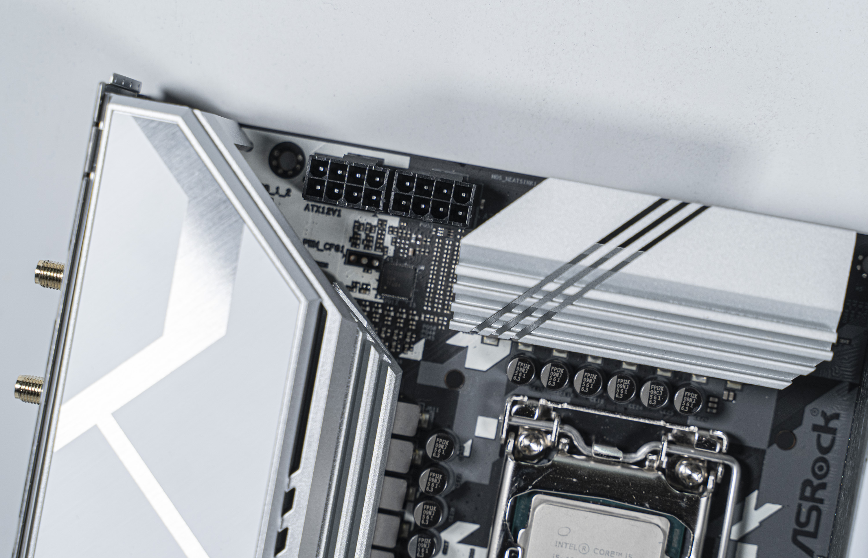 华擎z590钢铁传奇wifi6,华擎z590钢铁传奇开箱视频