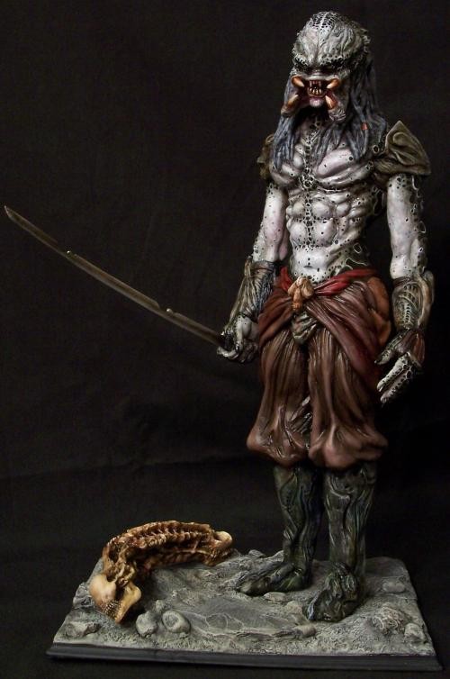 还记得在太空中游荡的铁血战士长什么样吗?一起来看看