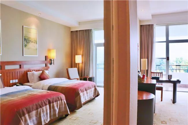 雅安楠水阁温泉游玩,雅安楠水阁酒店和梦温泉哪个好