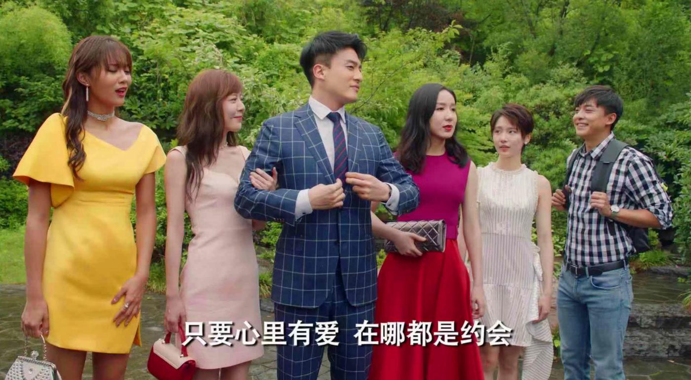 胡一菲娄艺潇是不是一个人,胡一菲娄艺潇前后对比