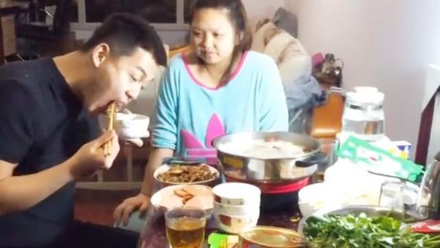 产后谁来照顾宝宝,产后坐月子护理哪里不错