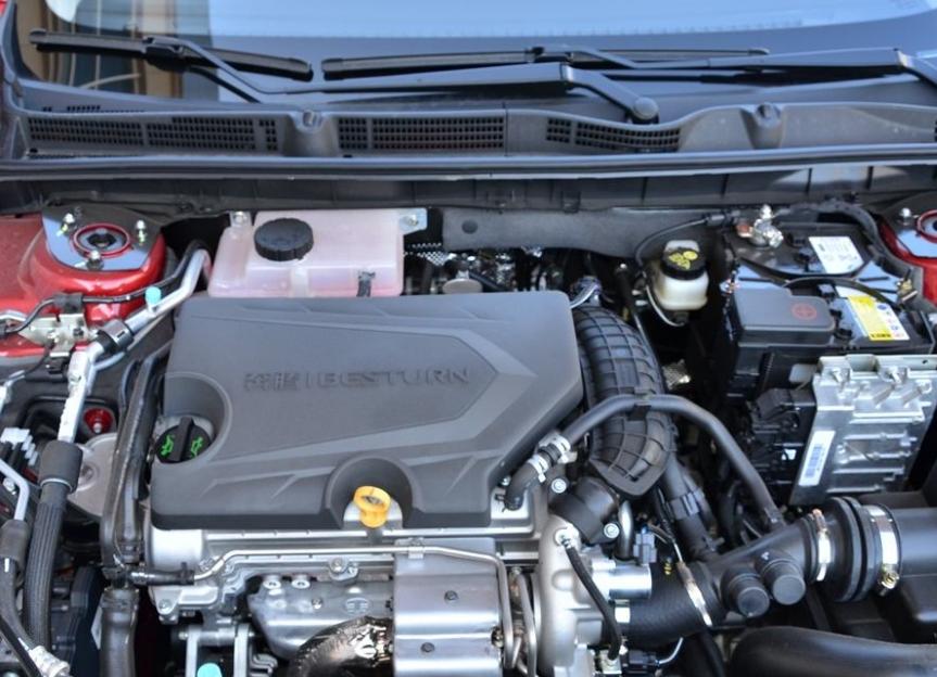 新款一汽奔腾b50试驾视频,一汽b50运动豪华版