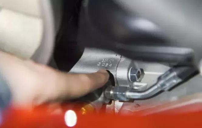 用80万买辆破烂保时捷花300万修复,这才是情怀*党**的最高信仰