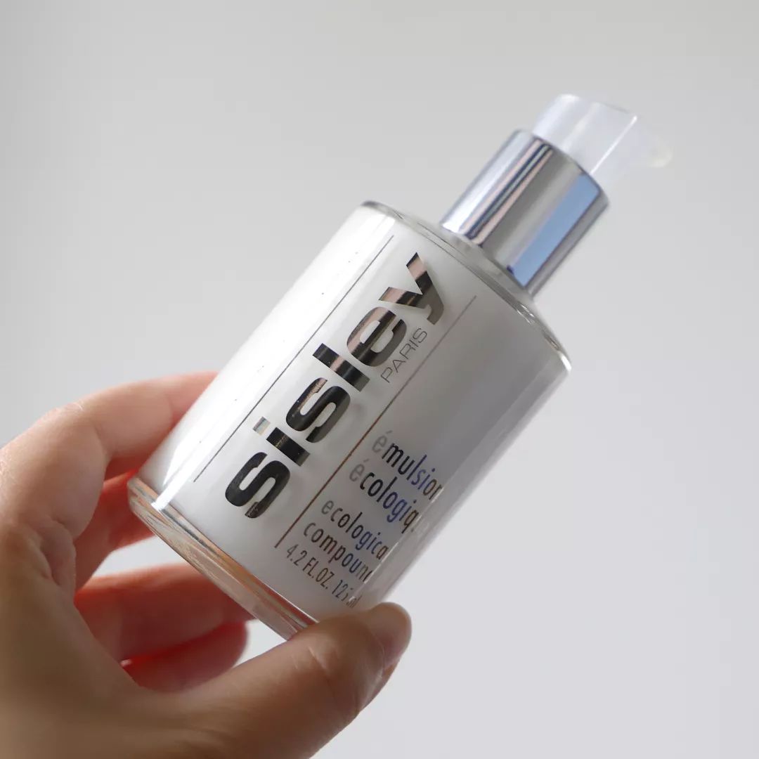 康康卖衣服,摆地摊康康