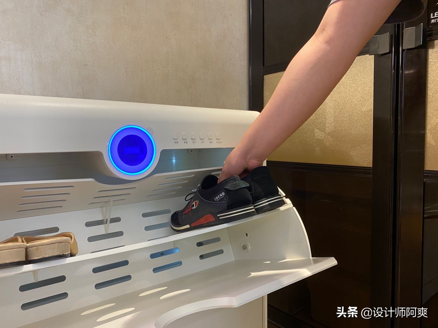 鞋柜是不是智商税,鞋柜除湿除臭机是不是智商税