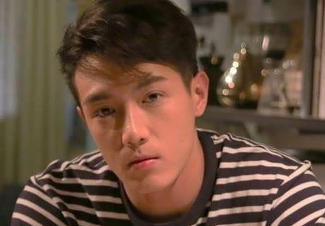 40岁的萧亚轩正式公布新恋情,萧亚轩最新微博公布恋情