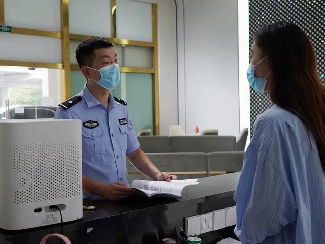 庞氏诈骗骗了多少钱,8人冒充网警被骗