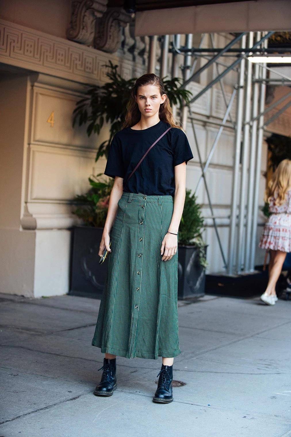 休闲百搭小白鞋是您的最佳搭配,秋天必备百搭鞋