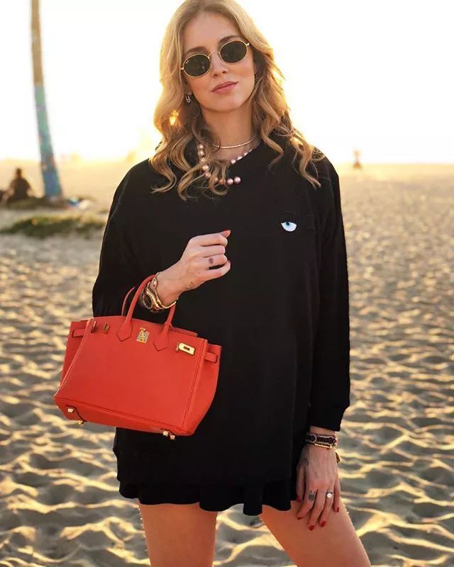 包慌？看宇宙博主们疯狂背什么