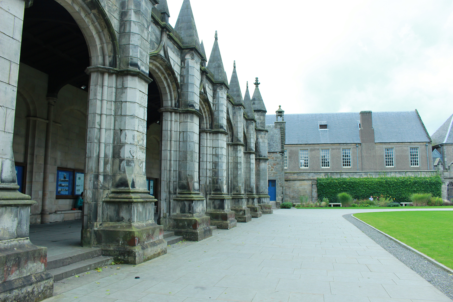 为什么越来越多的中国留学生选择圣安德鲁斯大学