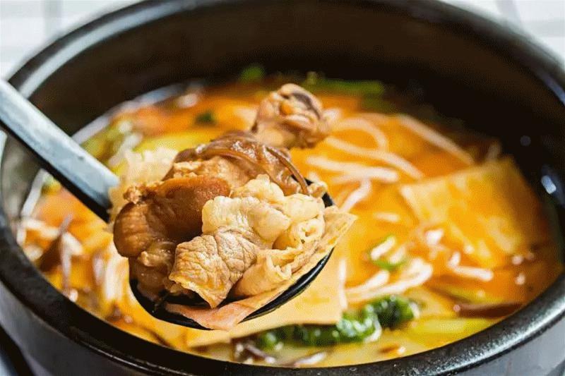 十秒到云南过桥米线创始人,十秒到云南过桥米线正宗吗