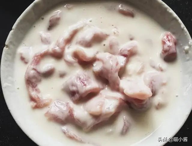 生粉和淀粉的区别和用途,爱做饭的你知道生粉和淀粉的区别