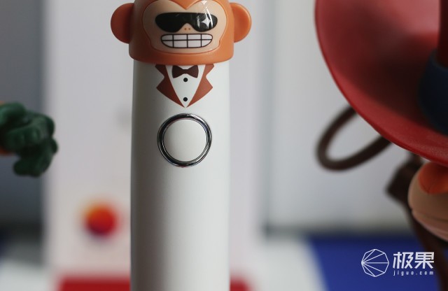 更懂儿童的儿童电动牙刷——iite牙小白S2体验