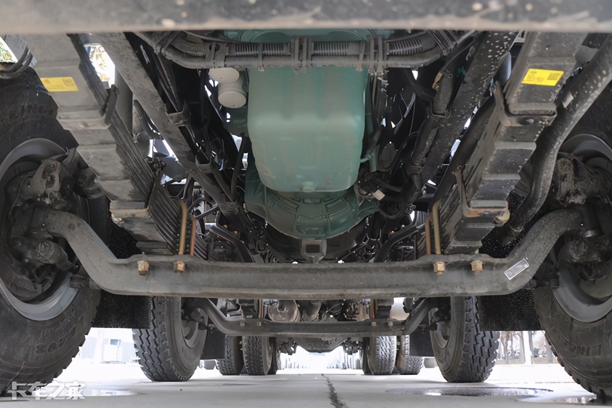 国六解放j6p搅拌车,解放j6p2015款搅拌车