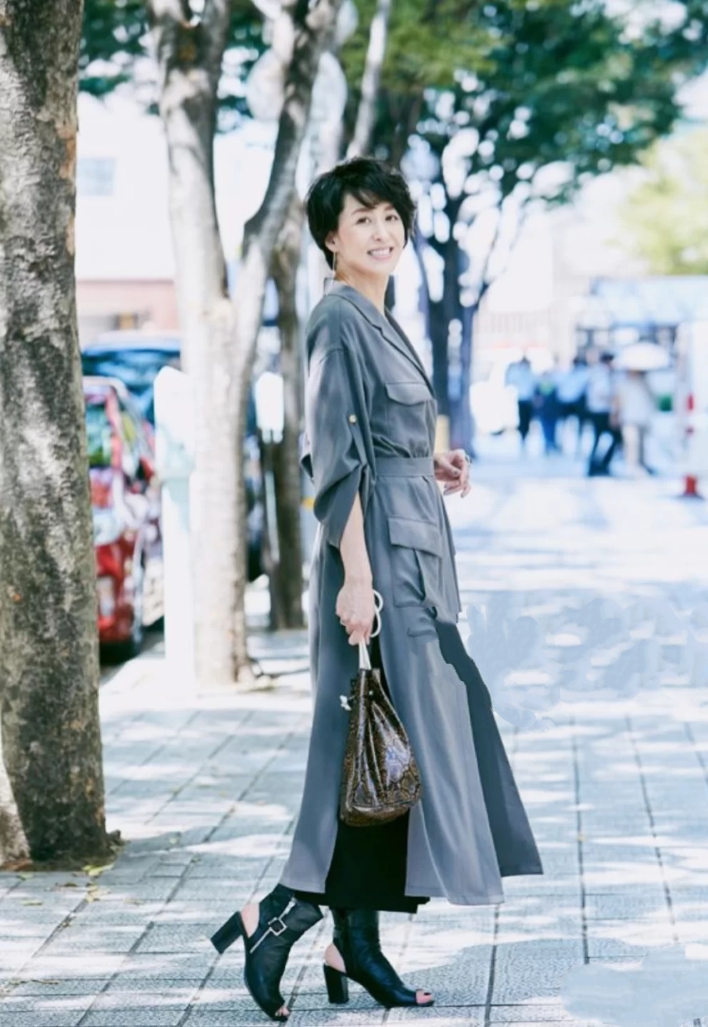 日系知性优雅穿搭秋冬,30-40岁早秋轻奢穿搭