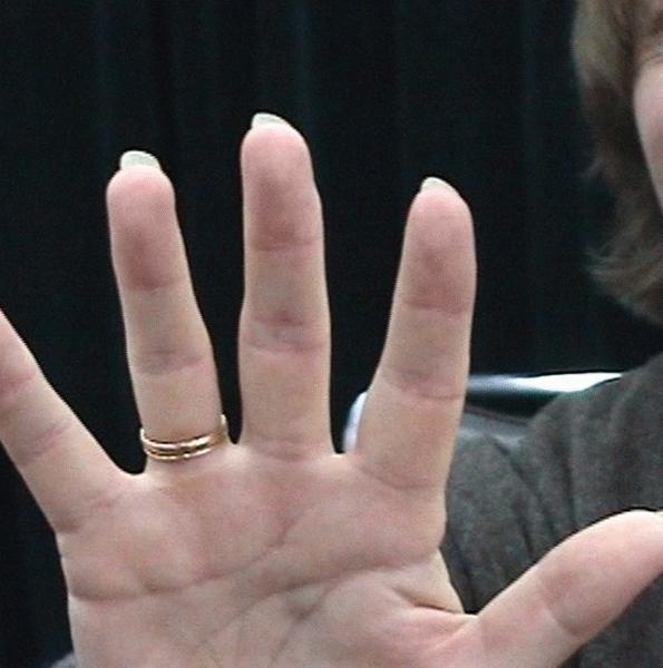 为什么有人觉得学吉他拿不出手,为什么说10岁以下不建议学吉他