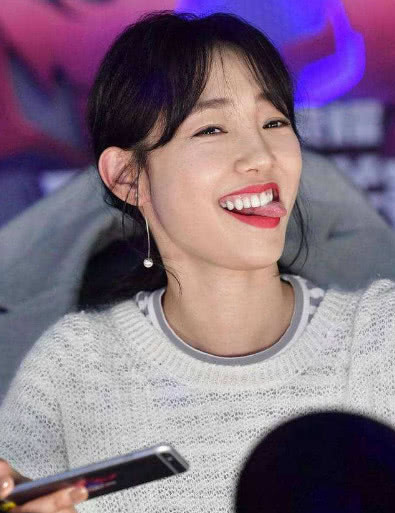 白百何被称为女版陈冠希,白百何为什么被网友称女版