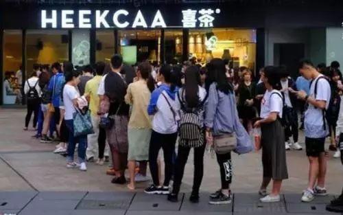 新茶饮商业盈利模式,亿万融资