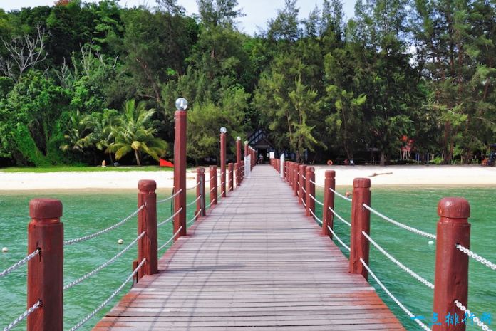 马来西亚旅游必去的十个景点,马来西亚国内海边旅游推荐