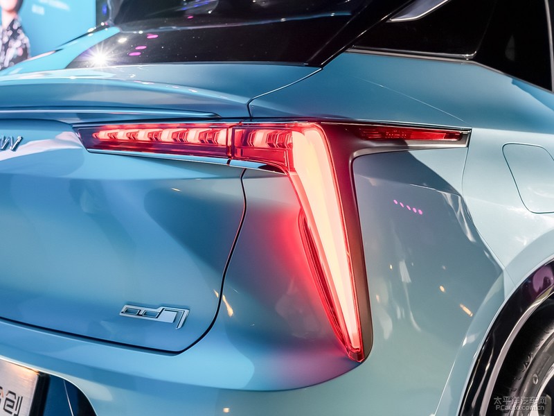 奥迪新a4l2023款,奥迪a3和小鹏p7哪个好