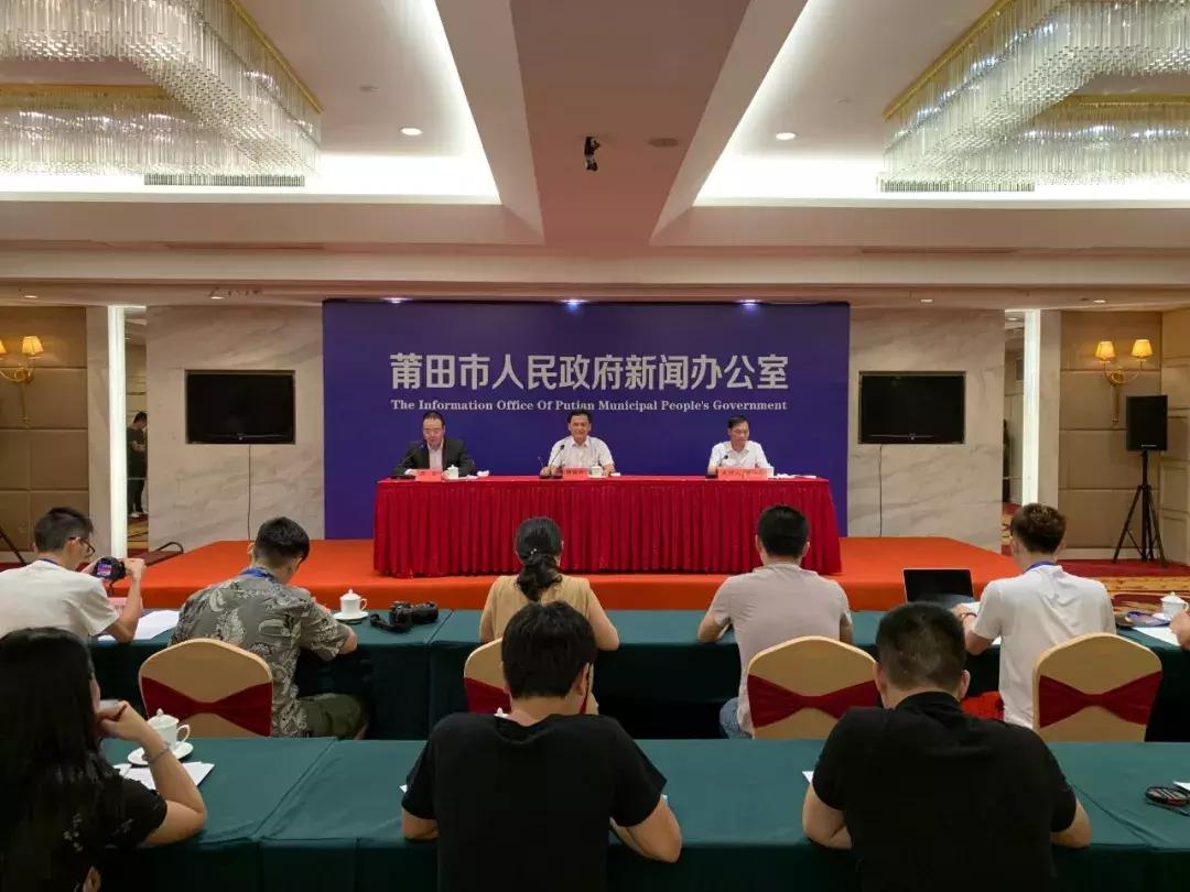 燃燃燃！数千辆机车齐聚莆田会展中心！崔健、唐朝乐队也要来了...