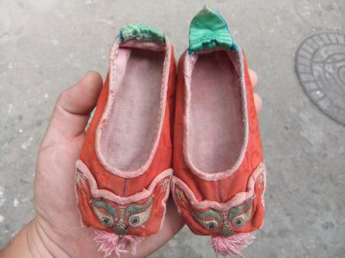 aj鞋多少年历史,中国鞋子的历史变迁