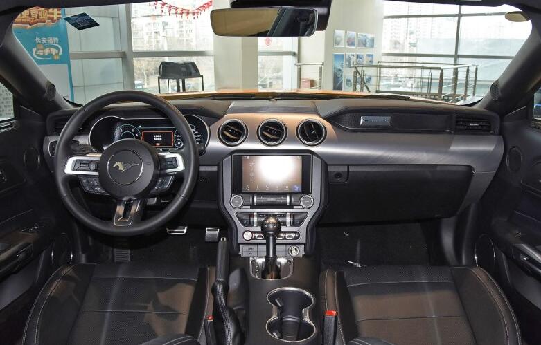 小跑车30万左右两门四座,最新国产十万左右小跑车