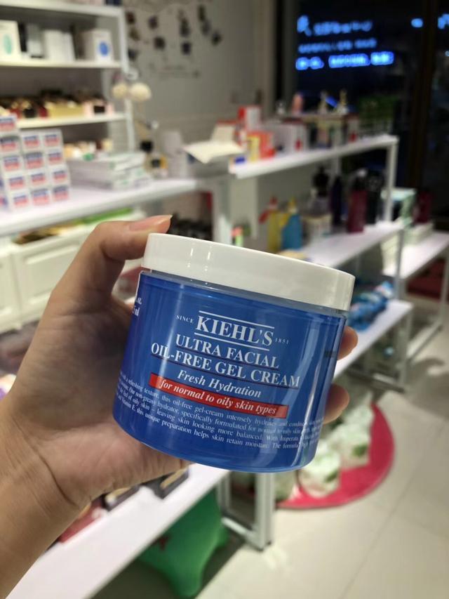 18岁面霜推荐排行榜第一名,修护紧致提拉滋润保湿好用的面霜