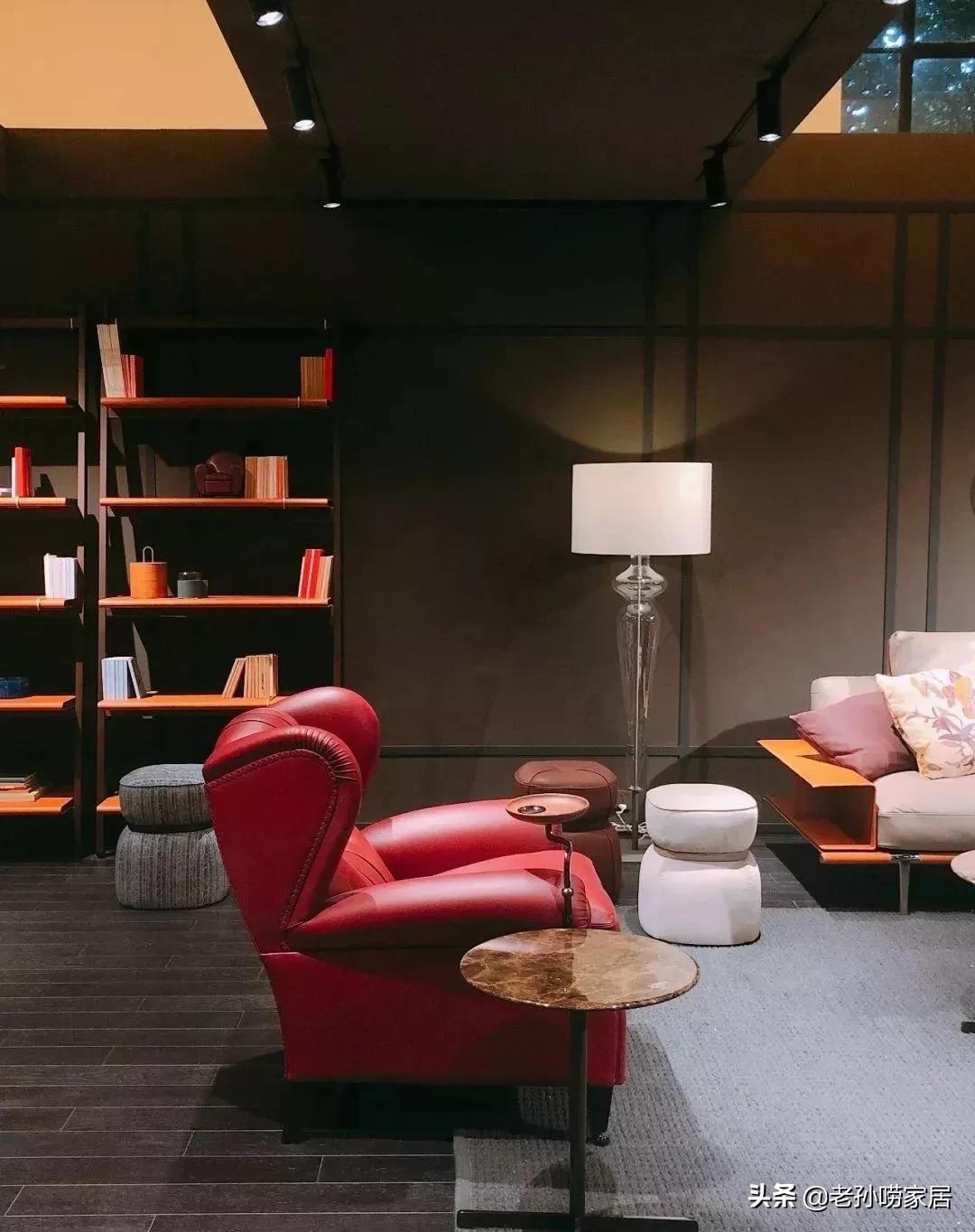 客厅主灯高级感轻奢,灯选的好装修颜值高