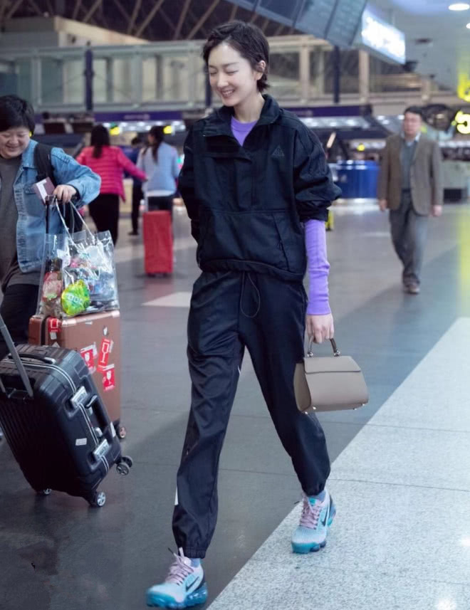 最近有一种穿搭火了,突然变热的穿衣搭配