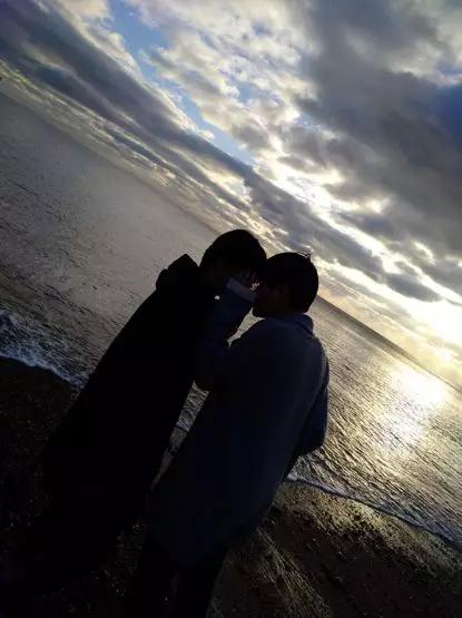 假期撒手没的戏精同事们,竟然在我挤春运的时候吹海风??(下)