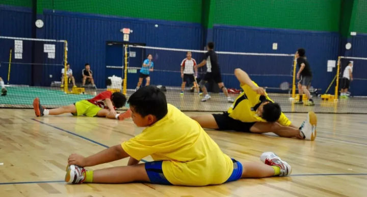 10岁孩子适合学什么体育项目,如何给孩子选择正确的体育运动