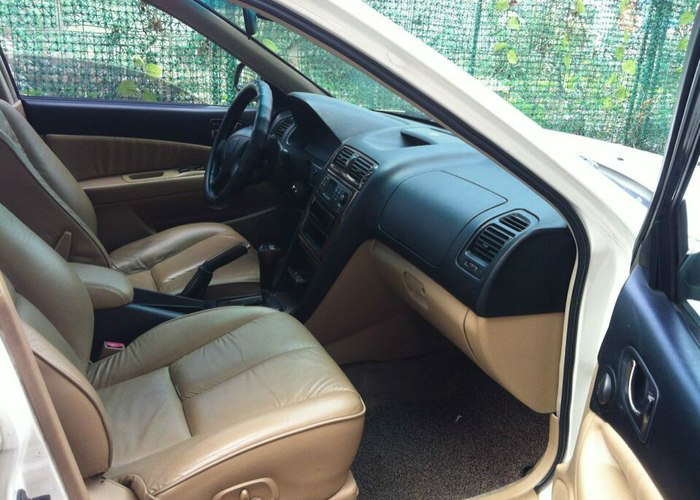 三菱戈蓝哪一款最帅,三菱戈蓝老款鲨鱼头红色