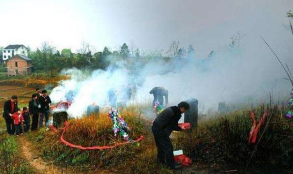 农村习俗烧纸有何讲究,农村烧五七纸什么讲究